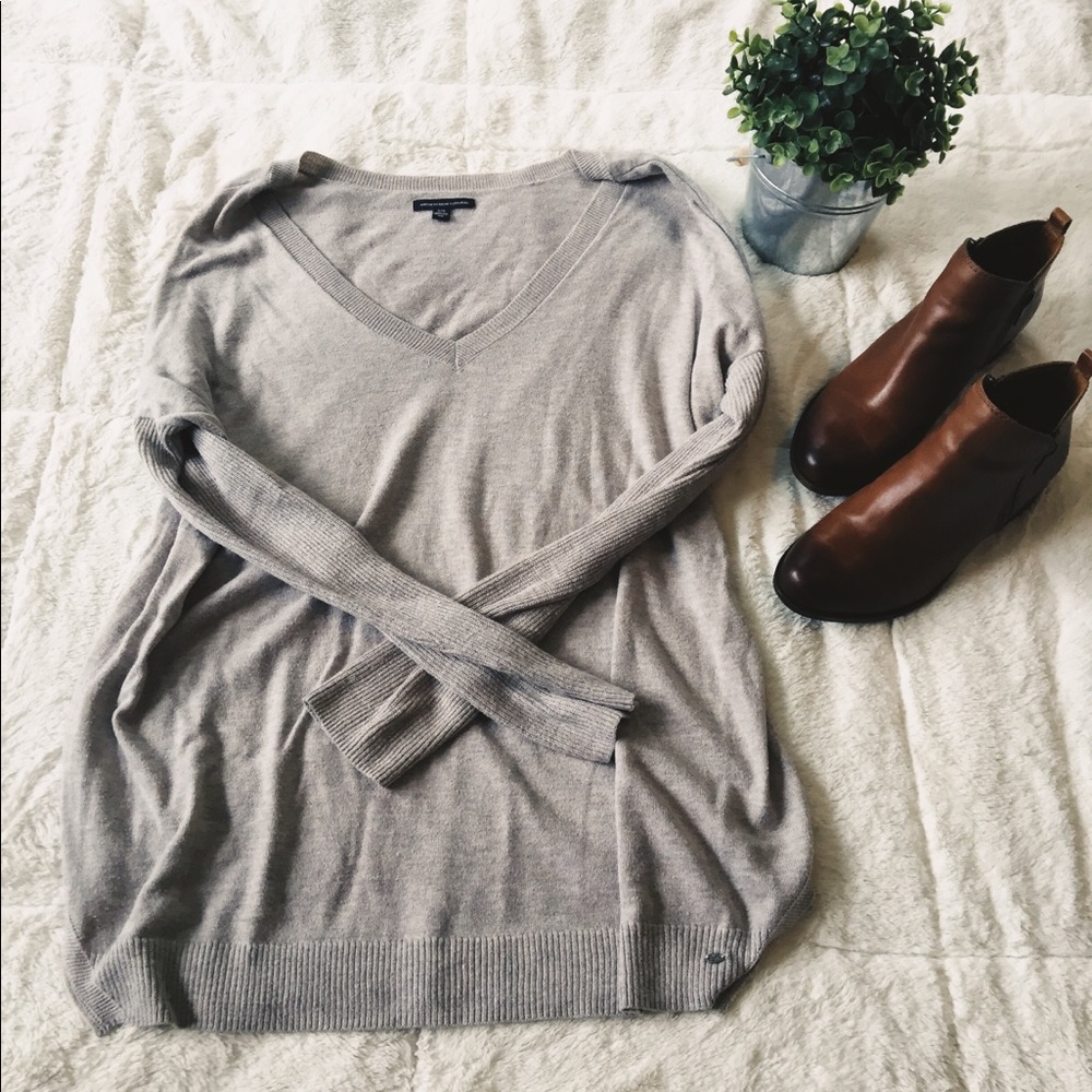 American Eagle Women’s Tan Sweater L